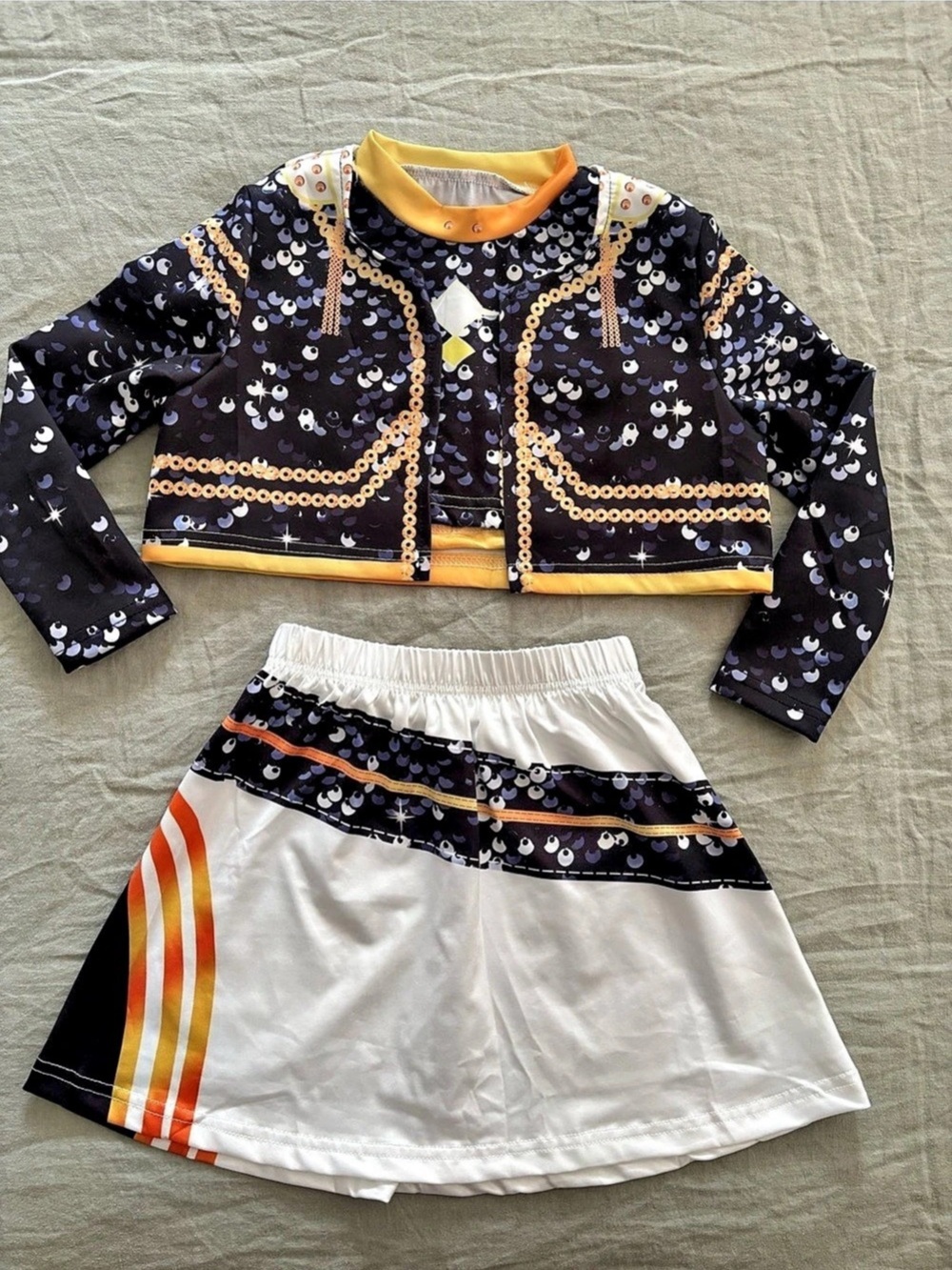 New Kids K- Pop Demon Hunters Costume size 3-4T